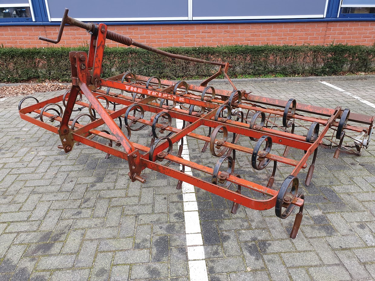 Used Kongskilde triltand cultivator
