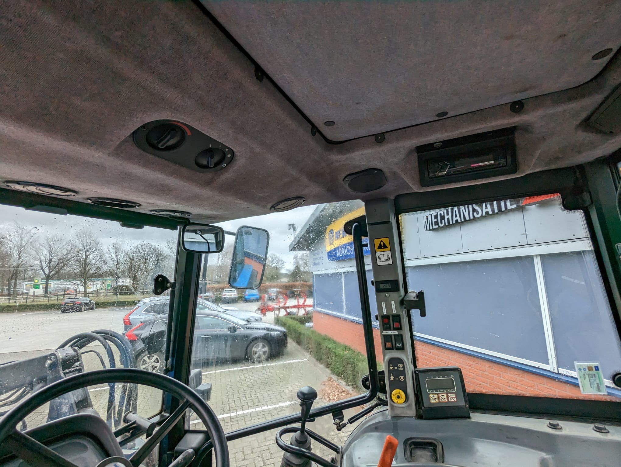 Used New Holland TL90