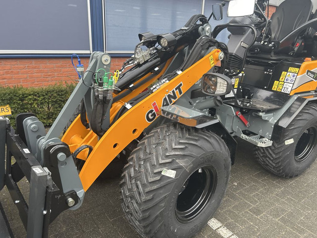 2025 Giant Tobroco Giant G2700 X-tra HD+