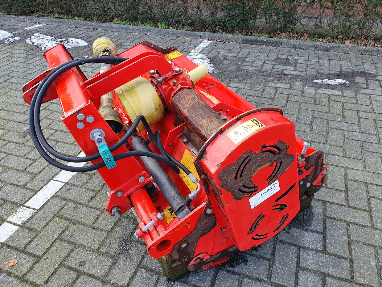 Gebruikt Del Morino  URC 132 verstek klepelmaaier 