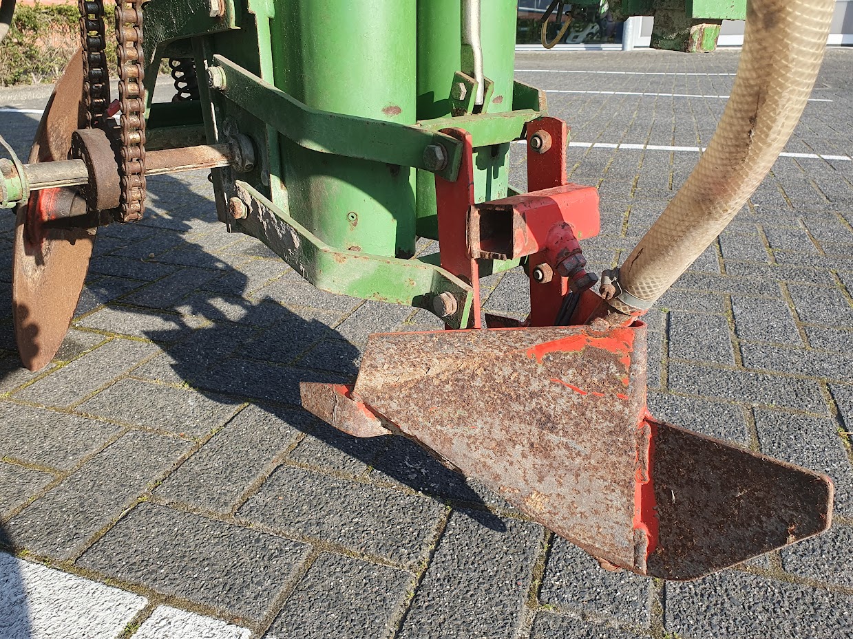 Used Hassia  KLS 4B 4 aardappelpootmachine aardappelplanter 