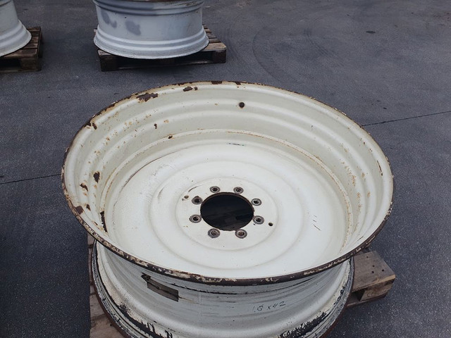 2023 New Holland velgen 18x42