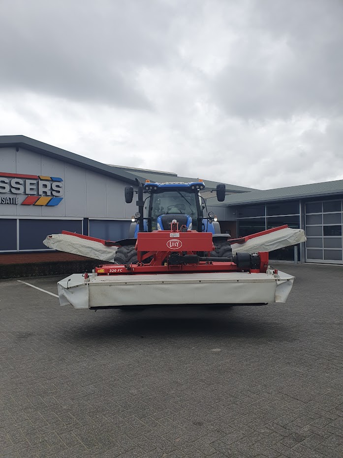 Used Lely Splendimo vlindermaaier  front en 2 achtermaaiers