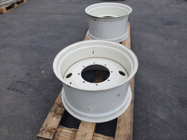 2023 New Holland velgen 16x28