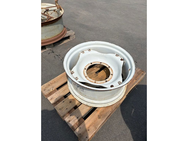 Gebruikt 2023 New Holland velg 12 x 28