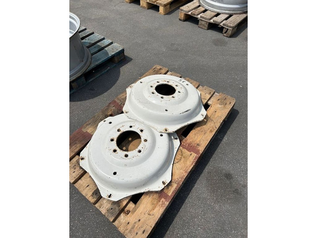 Gebruikt 2023 New Holland velgplaat / binnenplaat 650 x 650 mm