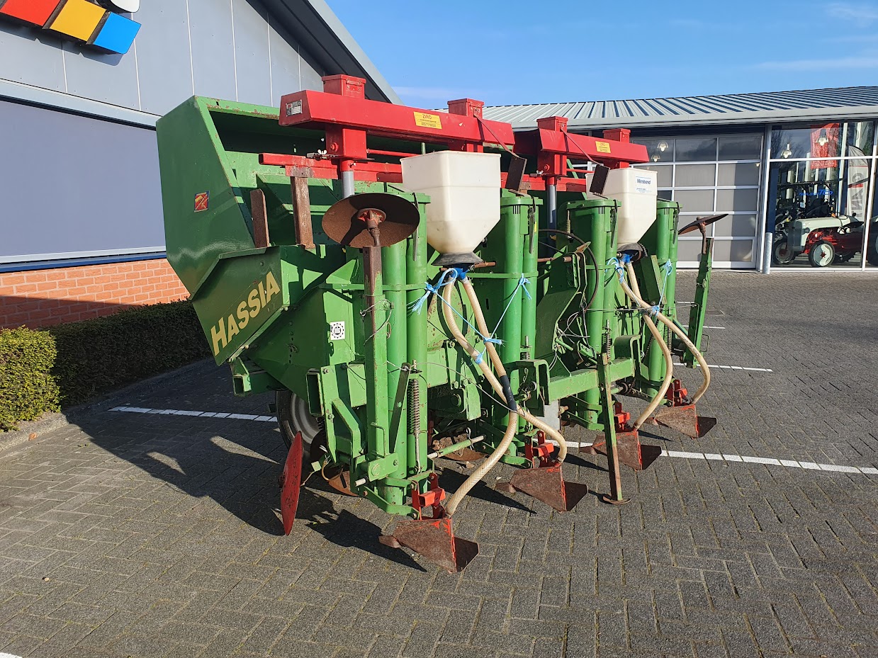 Used Hassia  KLS 4B 4 aardappelpootmachine aardappelplanter 