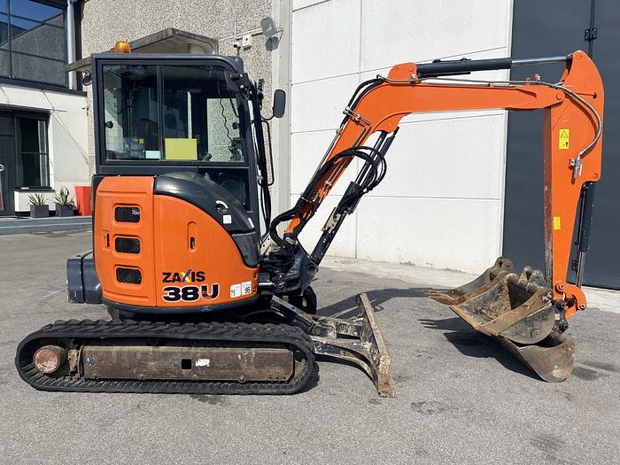 Usato 2016 HITACHI ZX-38U 5-A CLR