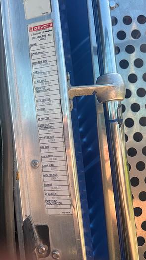 Used 2011 Kenworth T800