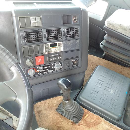 Usado 2001 IVECO Eurostar 440E43 tractor unit