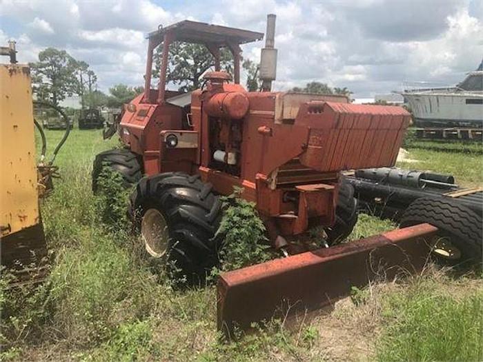 Used 1990 DITCH WITCH R100