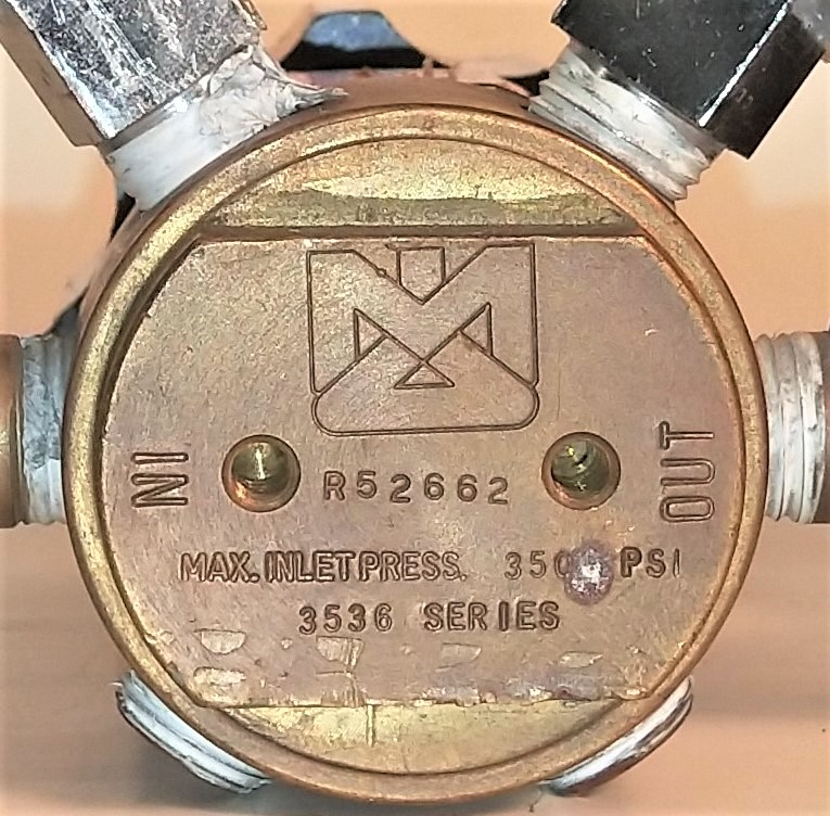 Used Matheson 3536-N/I Brass Gas Regulator - CGA 580