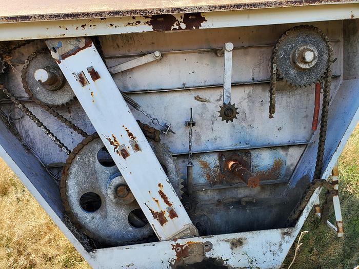 Used Harsh 290 Feed Box