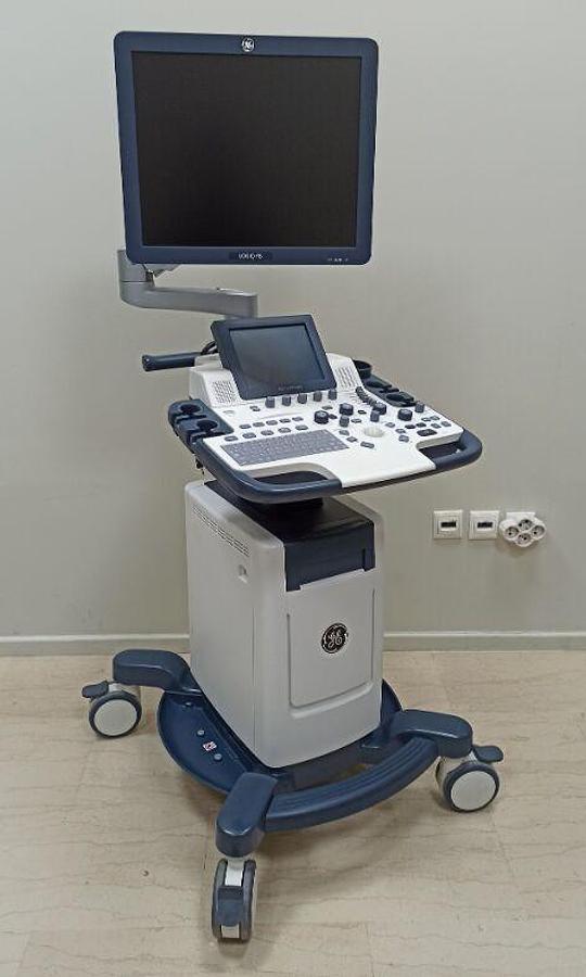 Used For Sale GE Logiq F8  R1.x Ultrasound Machine