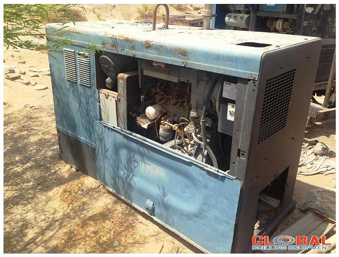 Used Item 0822 : Miller Big Blue 452D Welding Machine