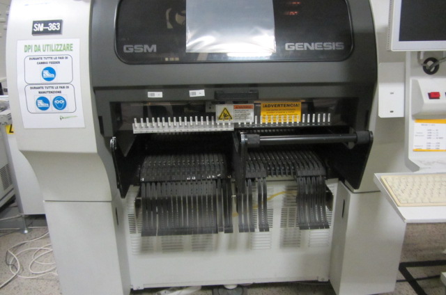 Used Universal Genesis G14  Pick & Place machine