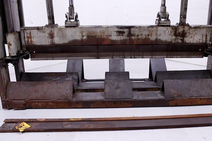 Used ROLL SPLITTER  50" DIA. X 72" FACE CUSTOM  HYDRAULIC