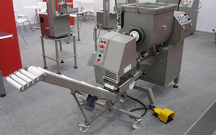 Mainca MG 95 Hybrid Meat Mixer Grinder