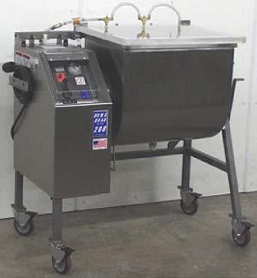 Daniels DMX Quad 500 Industiral Mixer