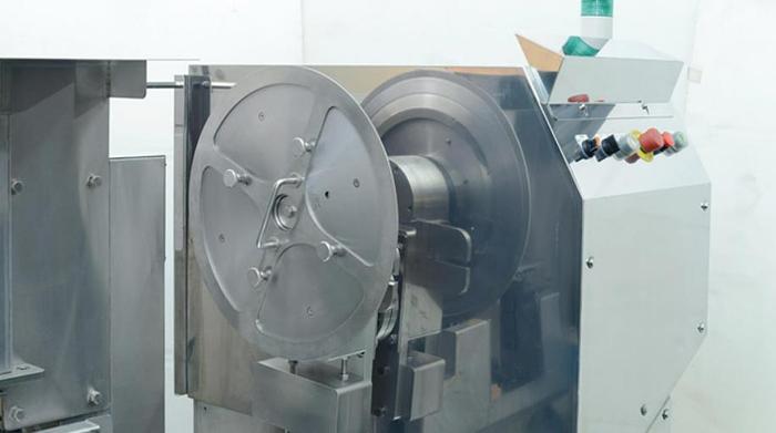 Nantsune Model NTD-300F Libra 300F 3D Frozen Fixed Weight Meat Slicer