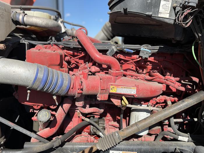 Used 2015 PETERBILT 567 SMALL BUNK HEAVY SPEC 6X4