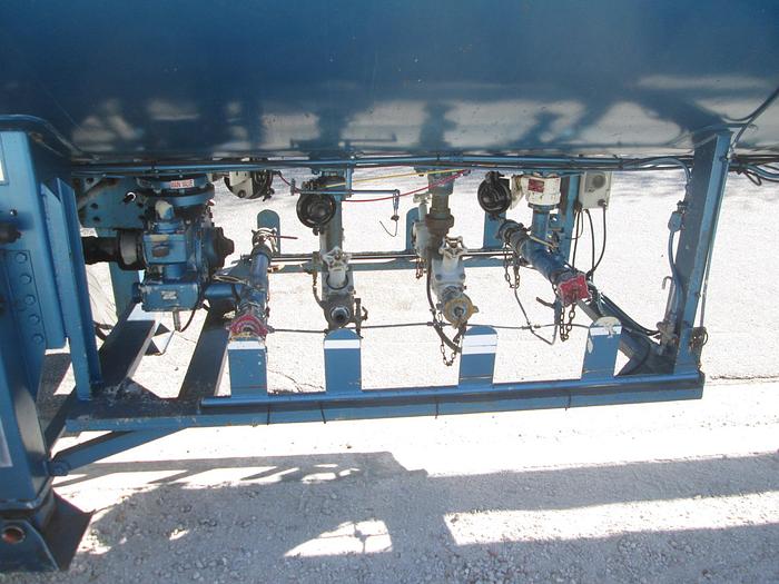 Used 1998 Trinity & Lubbock 43' Propane Tank Trailer