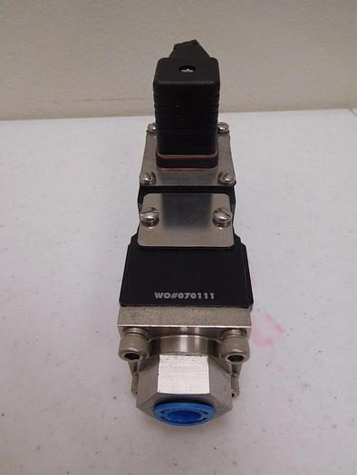 Used PSI Series 1 Pressure Switch (Model- 1C11F2.43-150R)