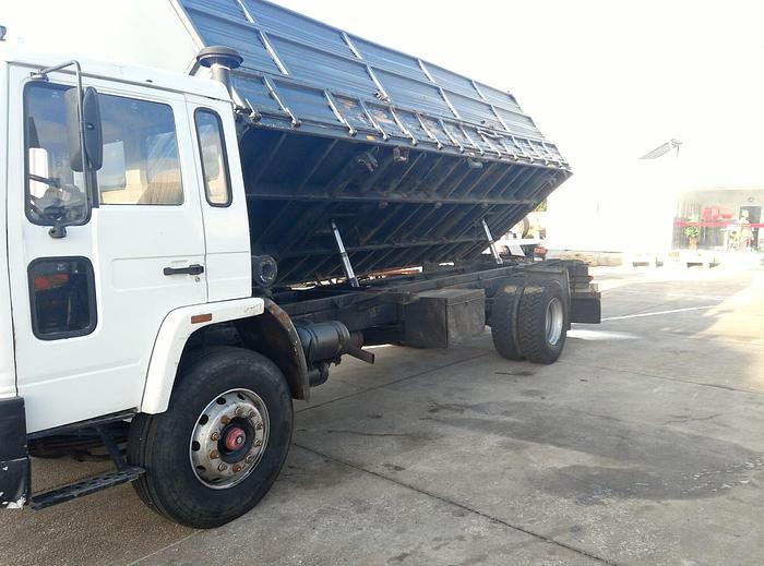 Used 1986 VOLVO FL616 16.5 ton tipper