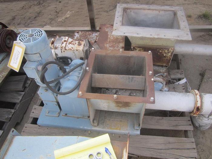 Used Feeder, Screw, 4-1/2" x 18", C/st, 3/4 HP, S/st, Vibra Screw #S739608