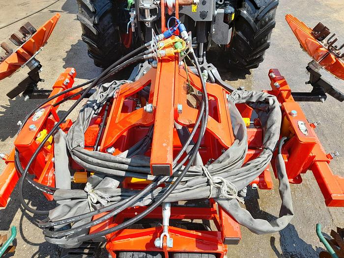 Usato Diserbatrice meccanica FISCHER FLEX 2L