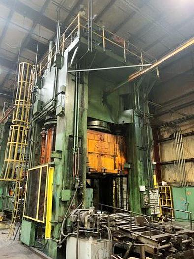 Used 4000 Ton Danly Hydraulic Press
