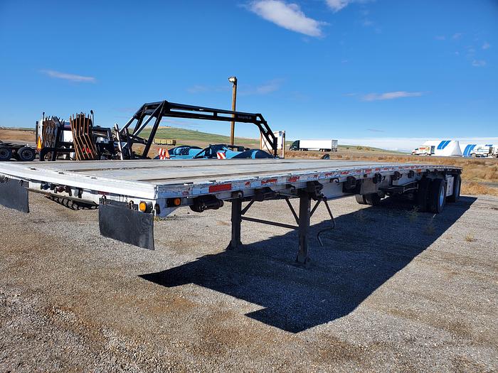 Used 2000 Ravens 48' x 96" Flatbed Trailer