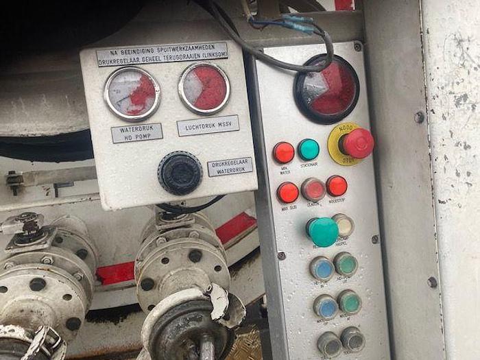 Gebruikt 2010 Volvo + BekkerLaGram kolkenzuiger FE42R