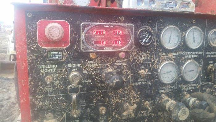 Used 0 Versa Drill V-1040TRX Drill Rig