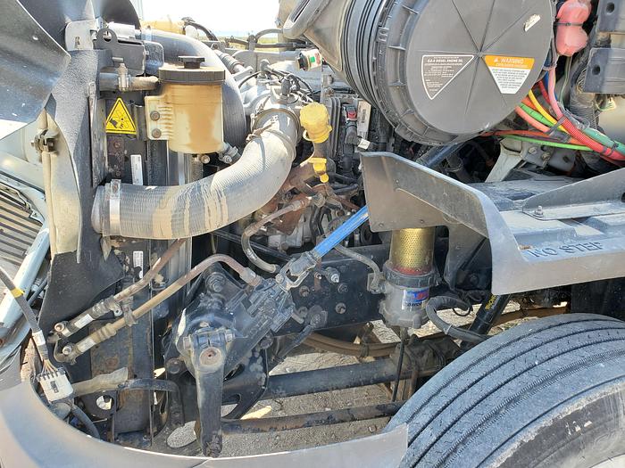 Used 2013 International ProStar Semi Truck