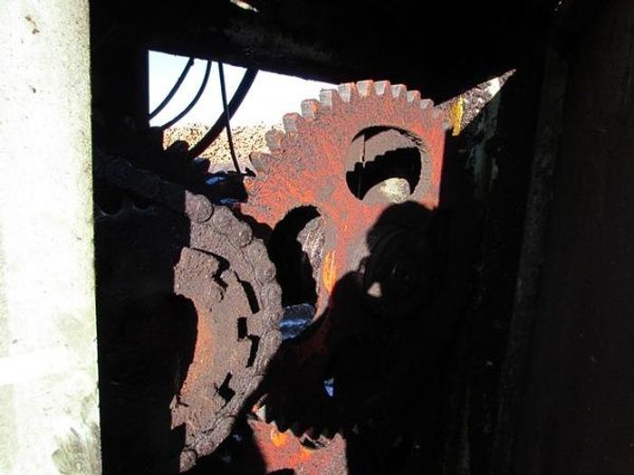 Used 22" NICHOLSON A5 DEBARKER - RH