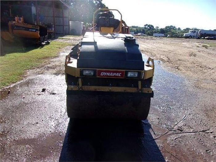 Used 2005 DYNAPAC CC142