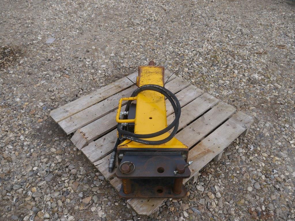 Used Arrowhead S40 Breaker