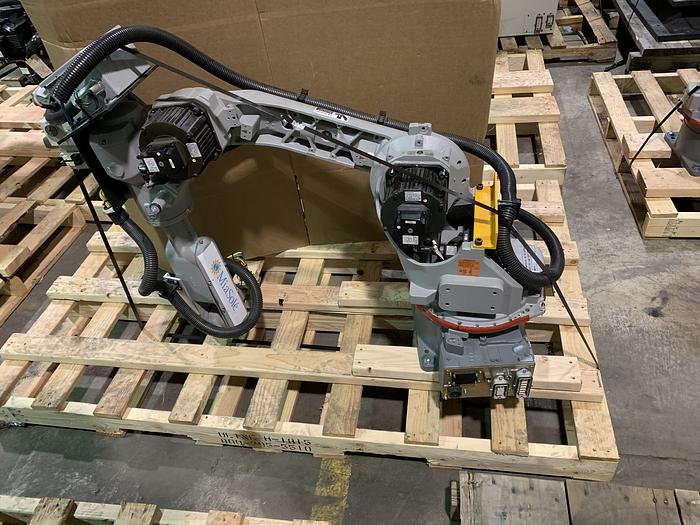 Used YASKAWA MOTOMAN SSF2000 (YR-SSF6-A00) 6 KG X 1,378mm REACH 6 AXIS CNC ROBOT WITH NX100 CONTROL