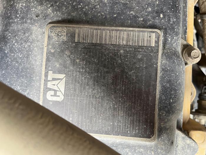 Used 2014 CAT CT660S Tandem-Axle Dump Truck