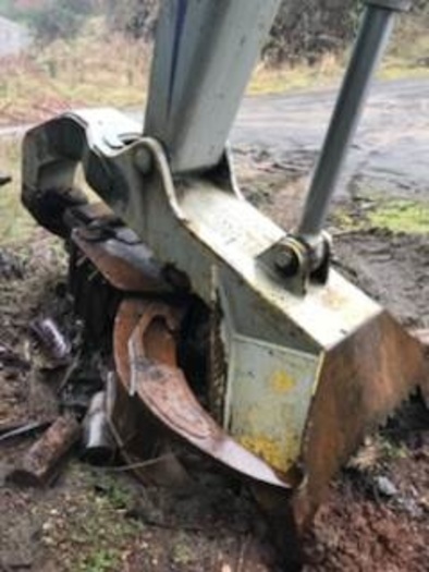 Used 2004 Kobelco SK330LC
