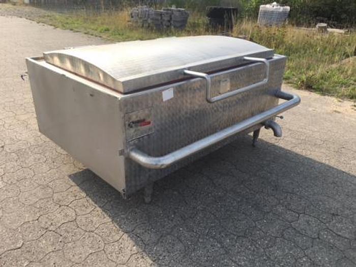 Used Cookware with heating jacket