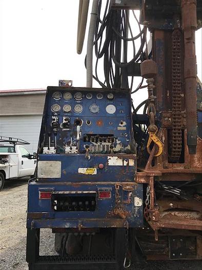 Used 1996 Speedstar SD300 Drill Rig