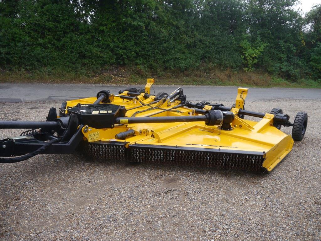 Used McConnel SR460 Batwing Topper