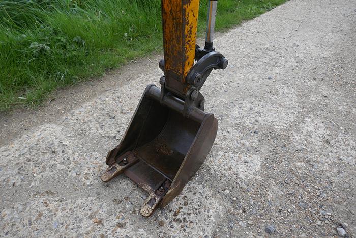 Used 2018 JCB 8008 CTS