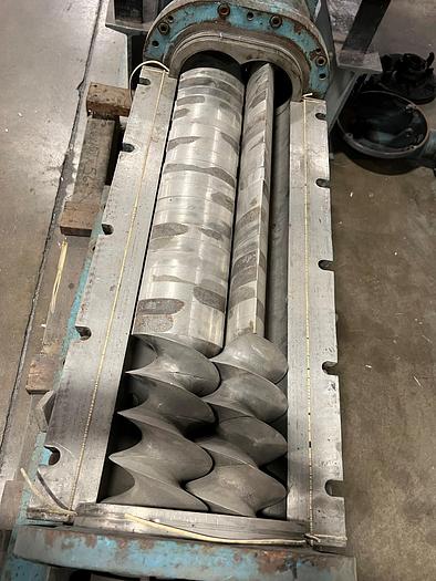 Used 5" x 36" TELEDYNE READCO TWIN SCREW PROCESSOR  - 150 PSI @ 600 DEG. F JACKET