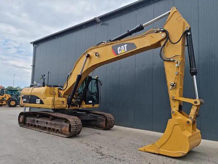 Gebraucht 2009 Caterpillar  329D LN