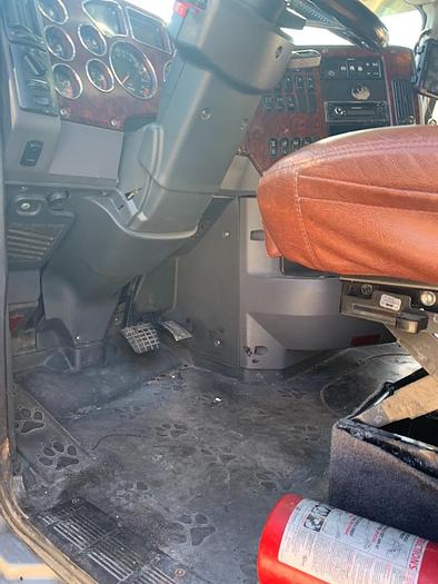 Used 2013 MACK CXU613