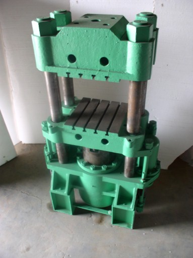 Used 250 Ton 4 Post Up-Acting Hydraulic Press;