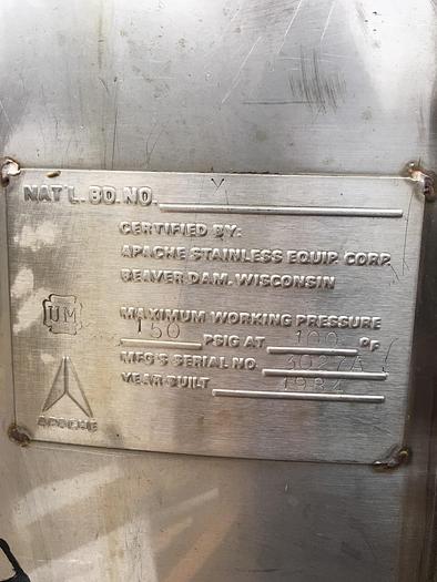 Used Tank, 1,000 Gallon, S/st, Jkt, 70" x 106" #A742580